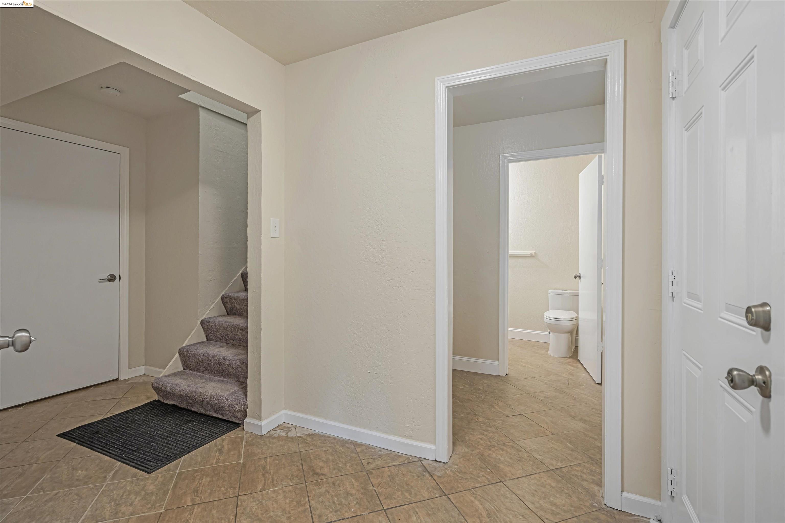2933 Sunset Lane