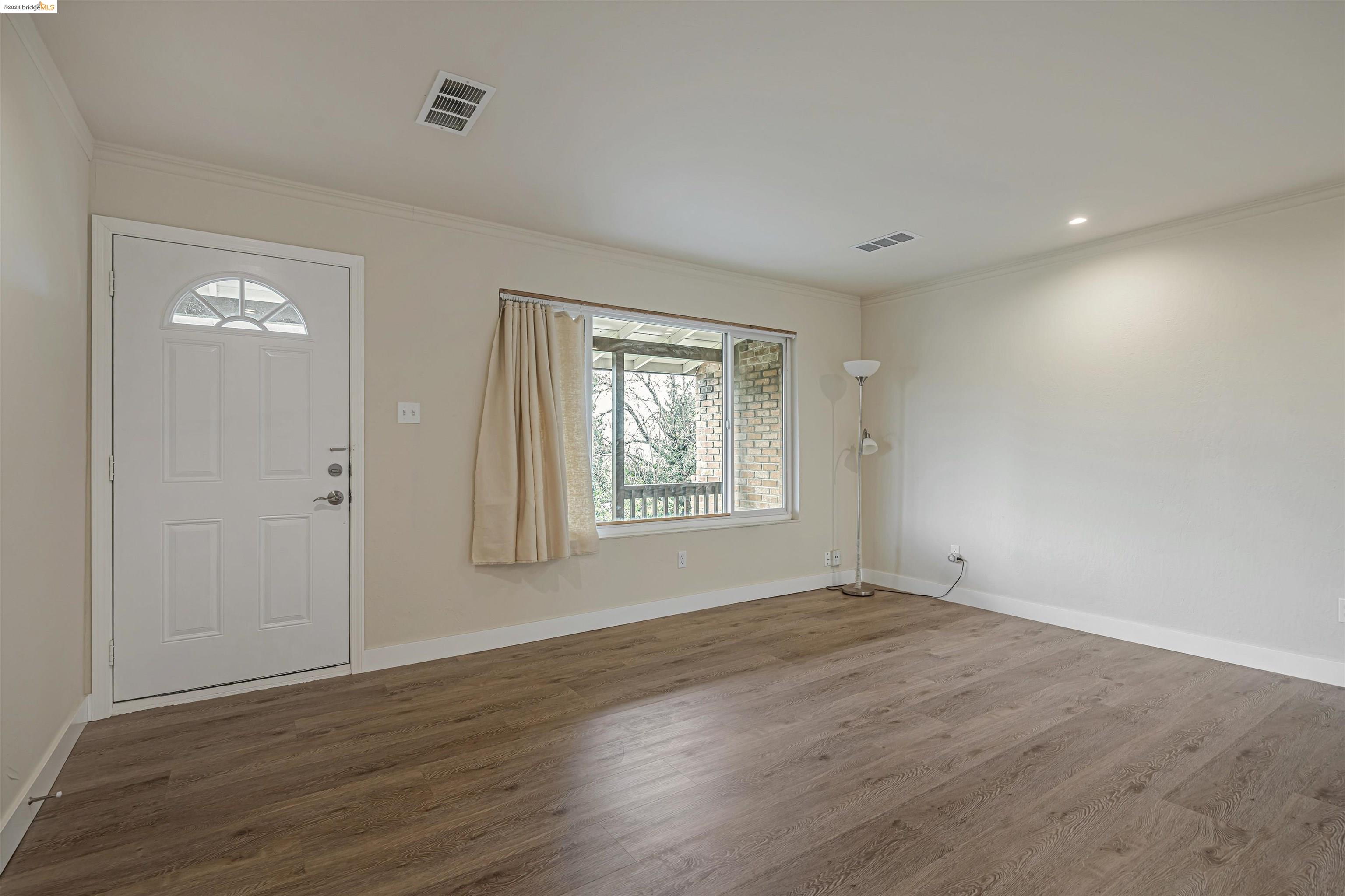 2933 Sunset Lane