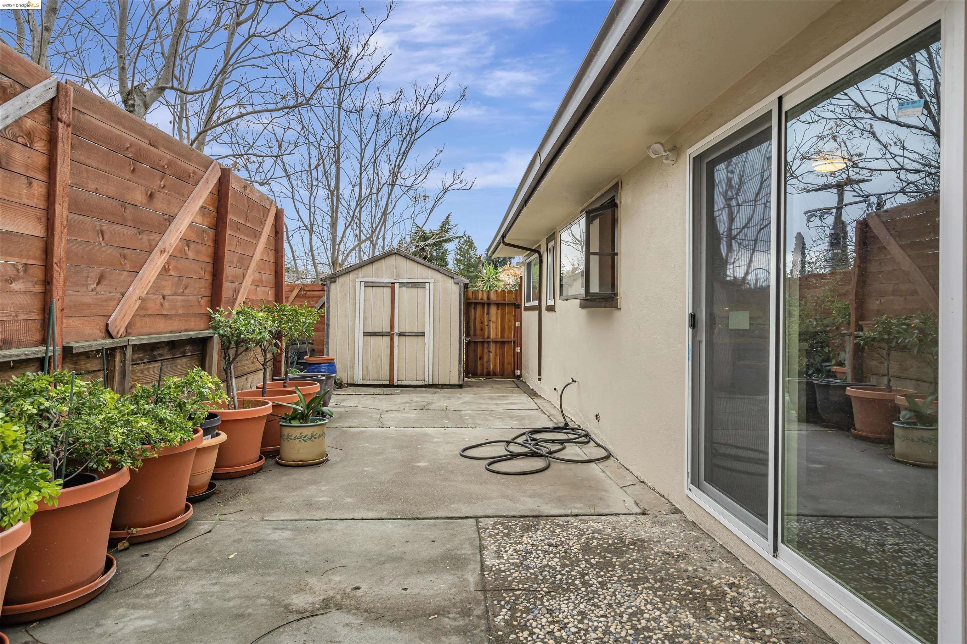2933 Sunset Lane