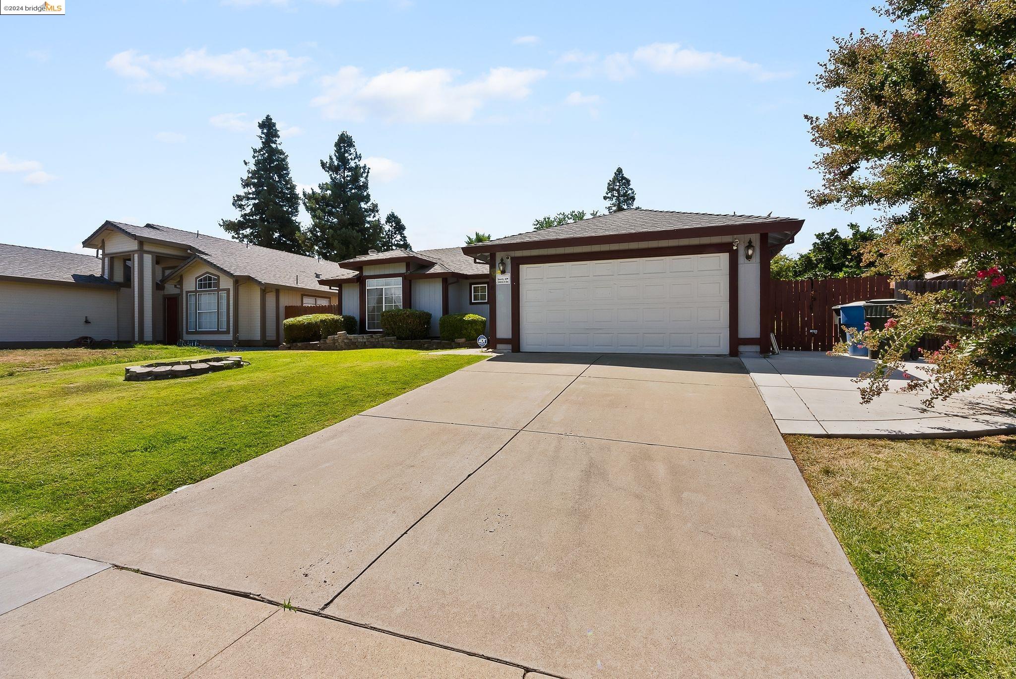 8038 Torrente Way