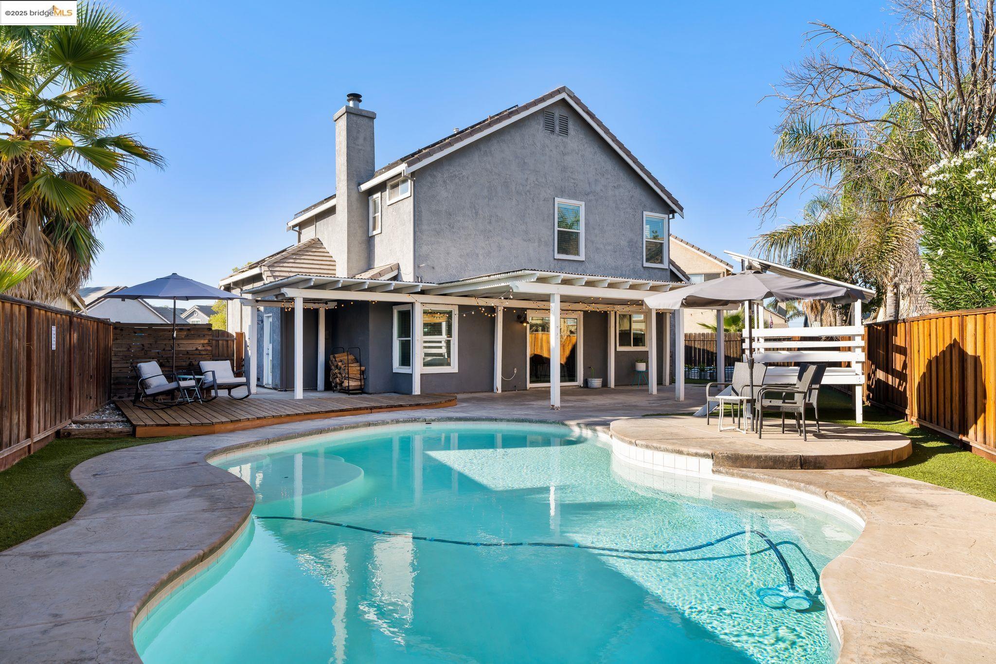 25 Rudder Ct