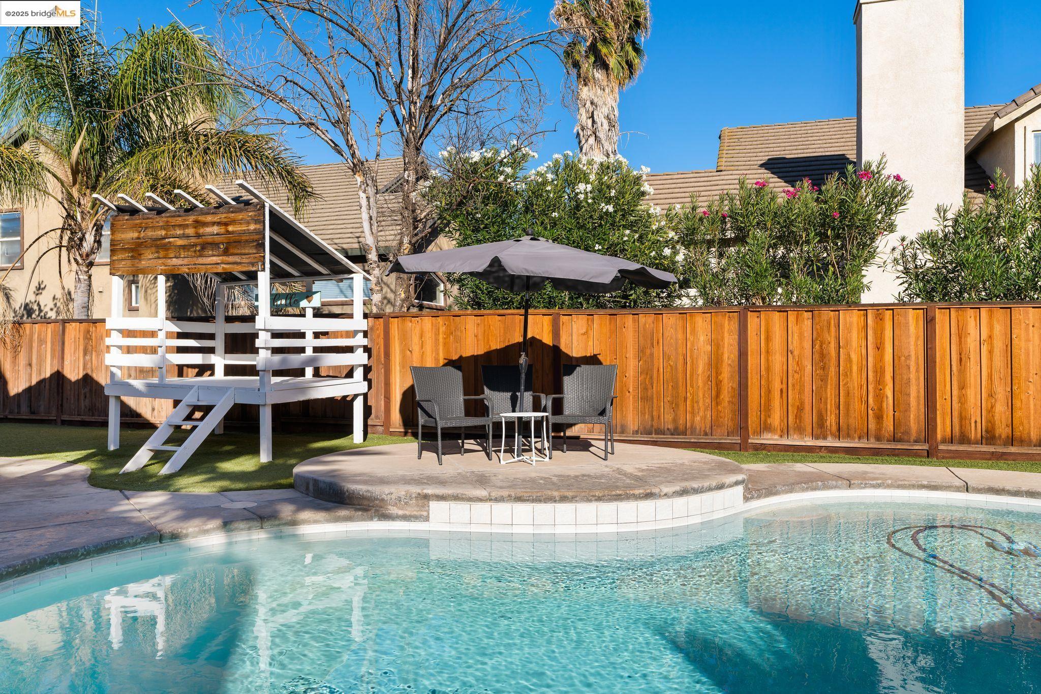 25 Rudder Ct