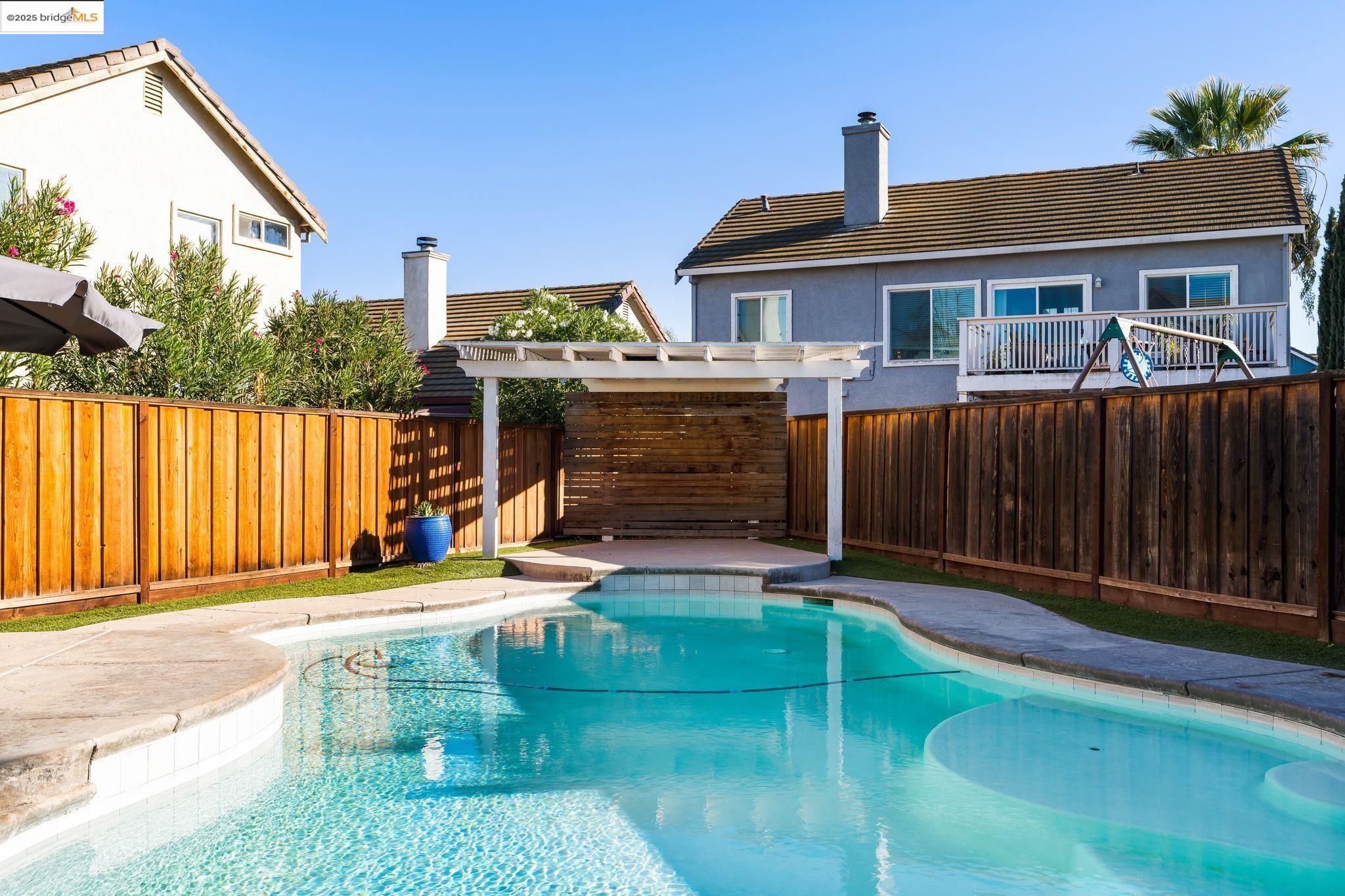 25 Rudder Ct