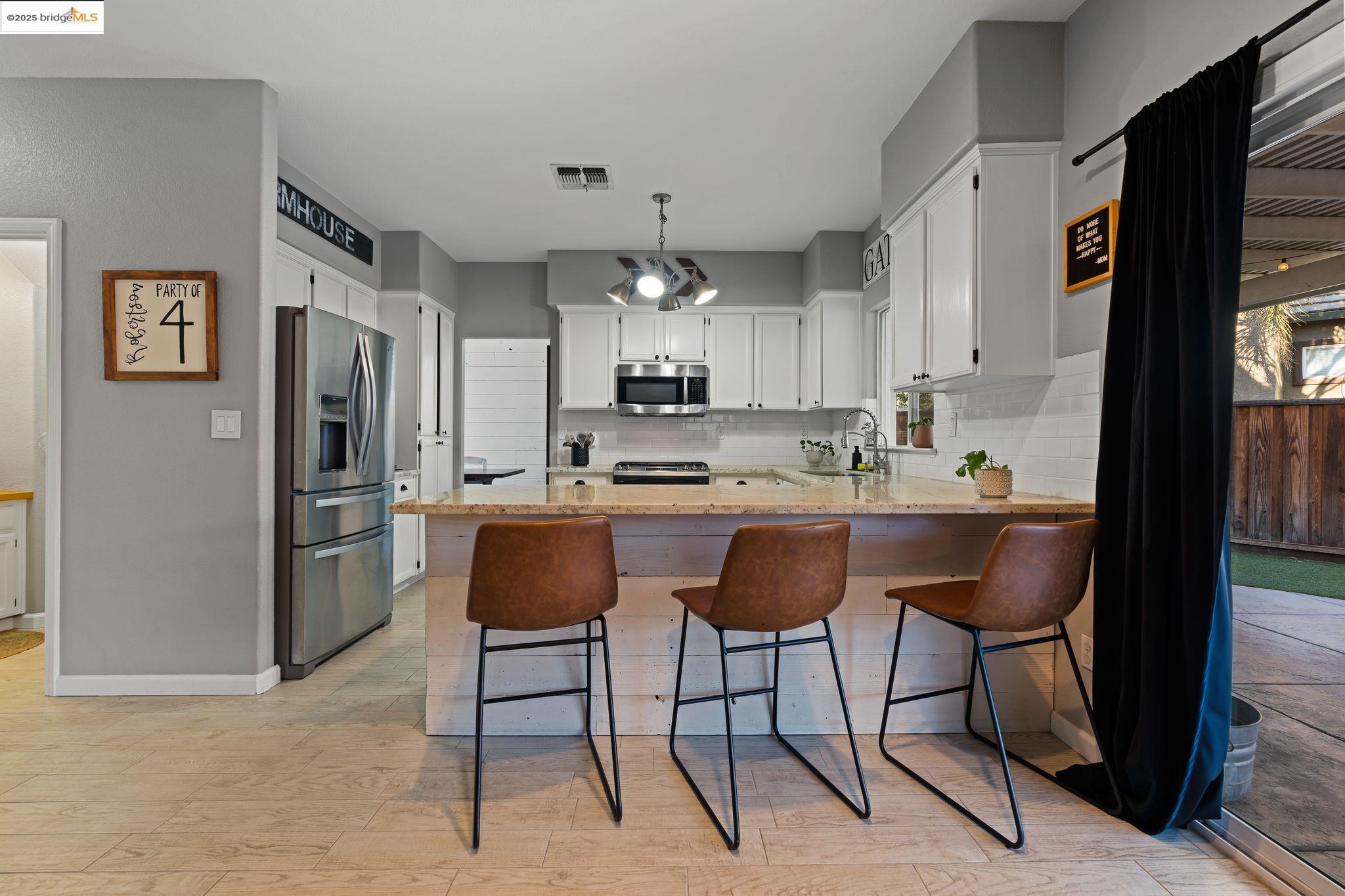 25 Rudder Ct