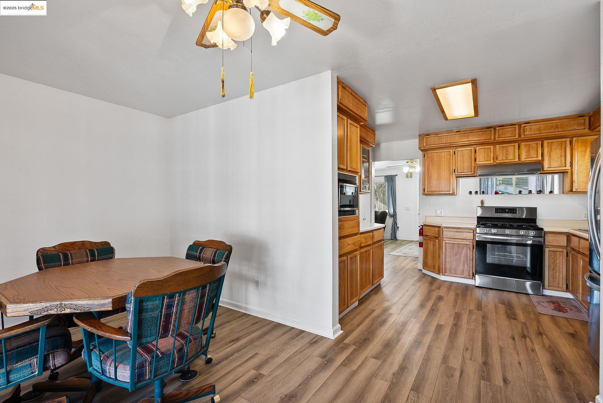 718 Sarah St