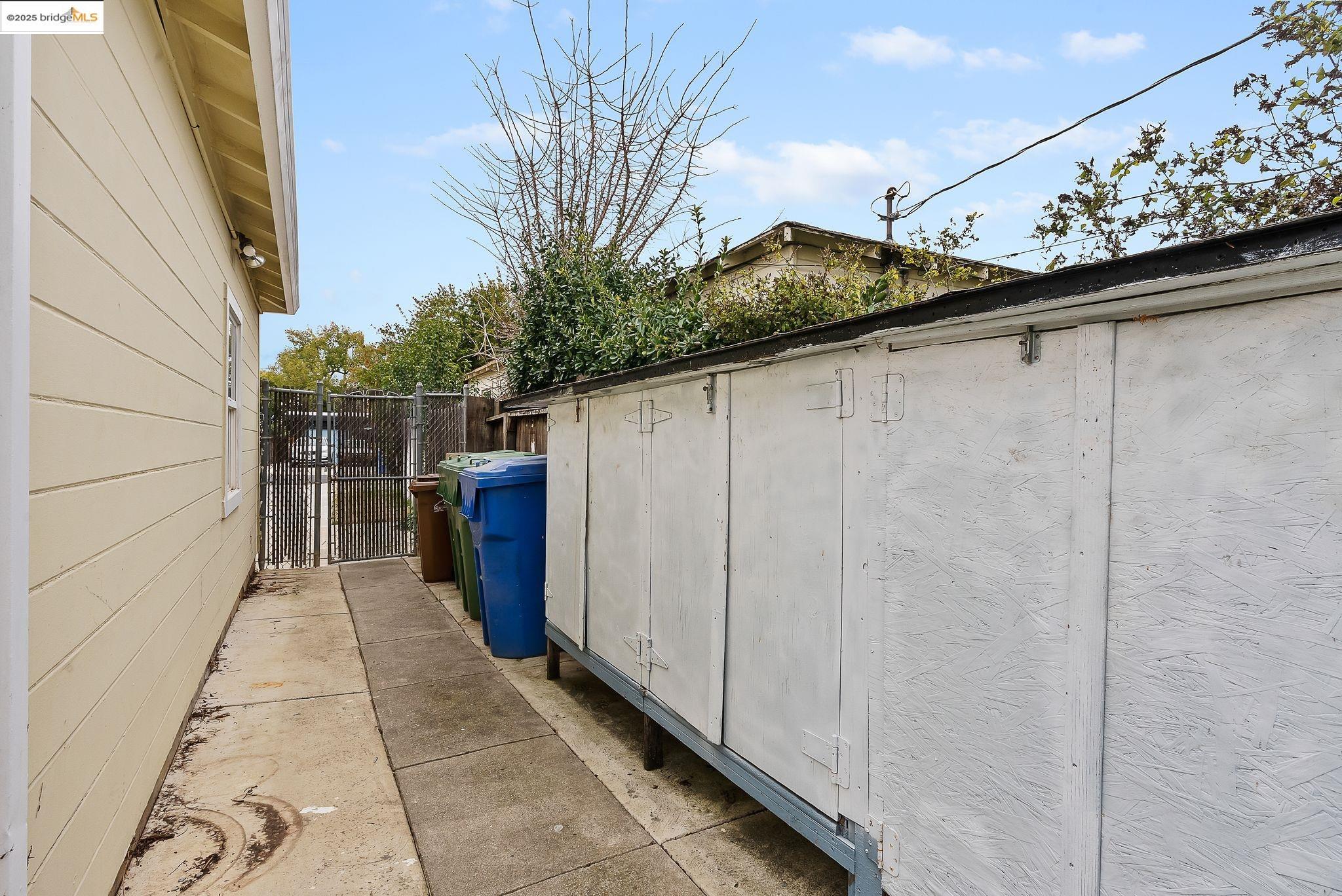 209 Rolando Ave