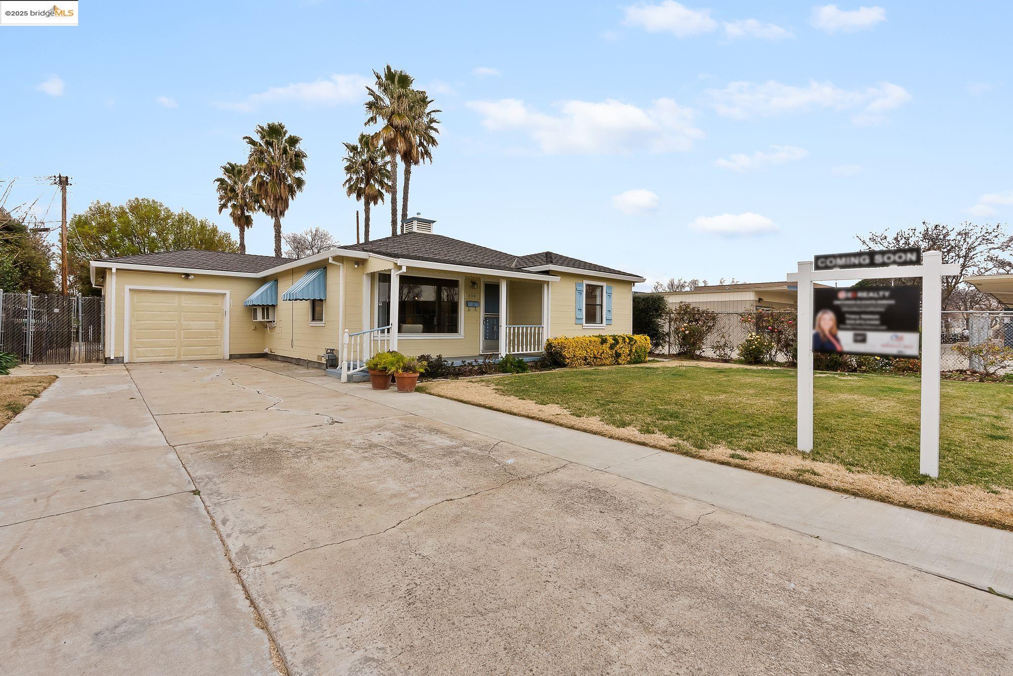 209 Rolando Ave