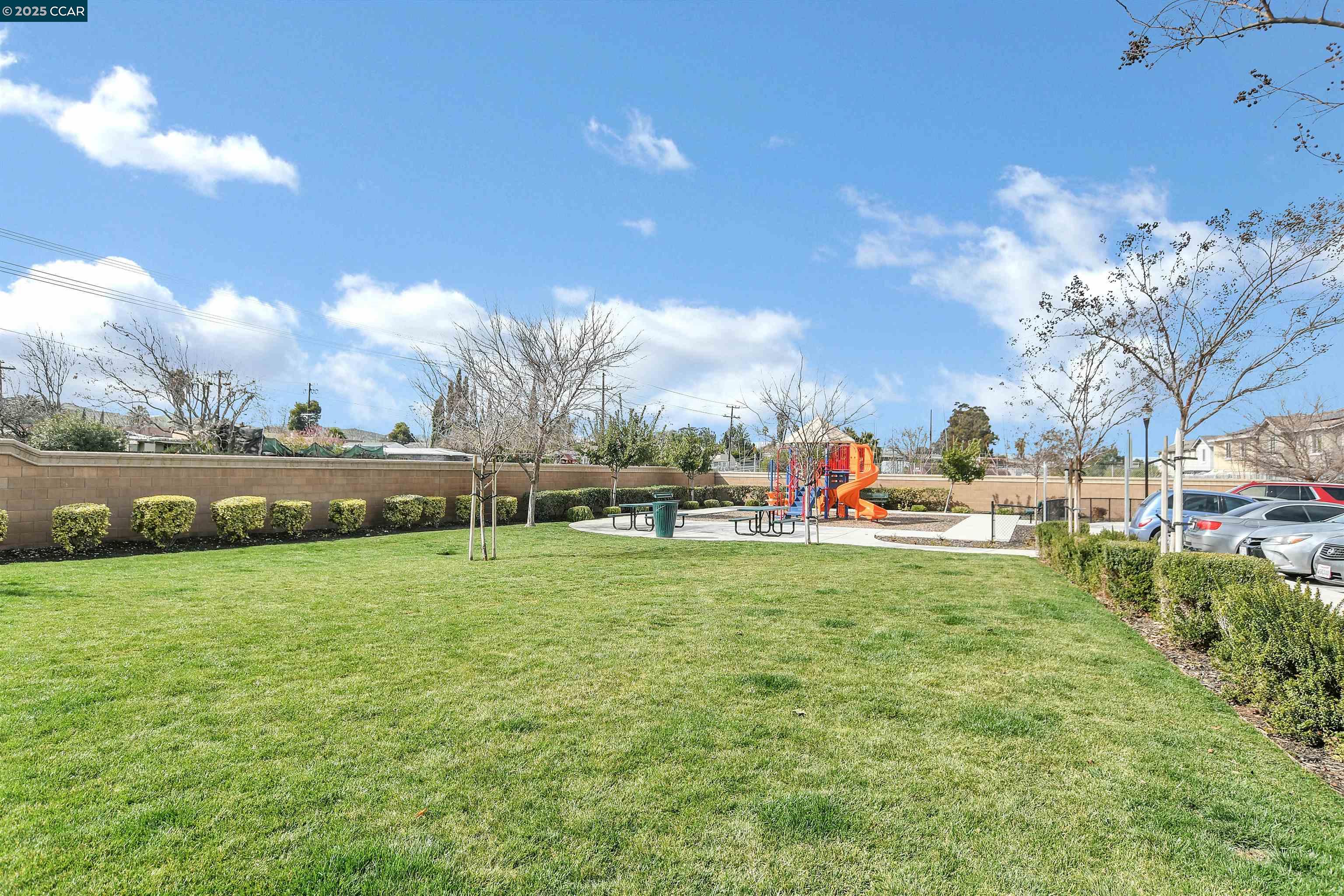 115 LIBERTY CT