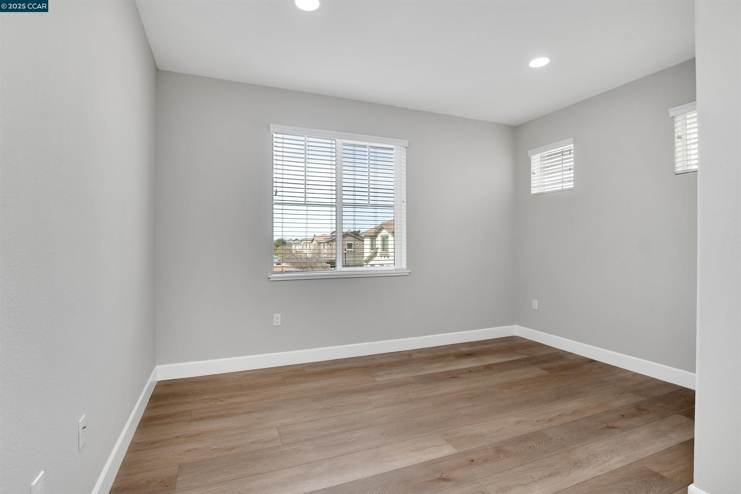 115 LIBERTY CT