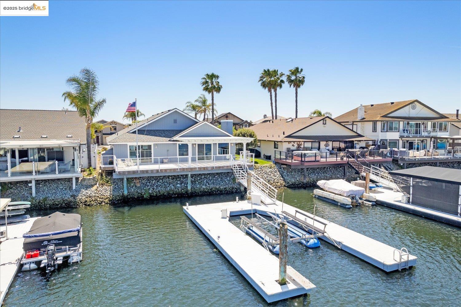 5631 Starboard Dr