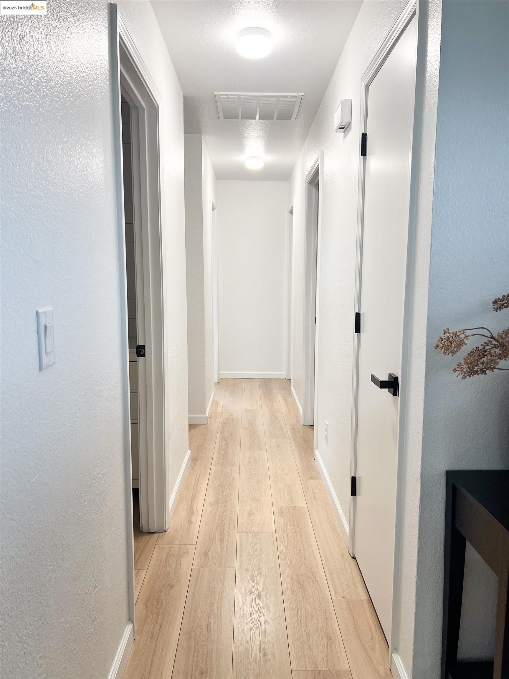 324 Lassen DR
