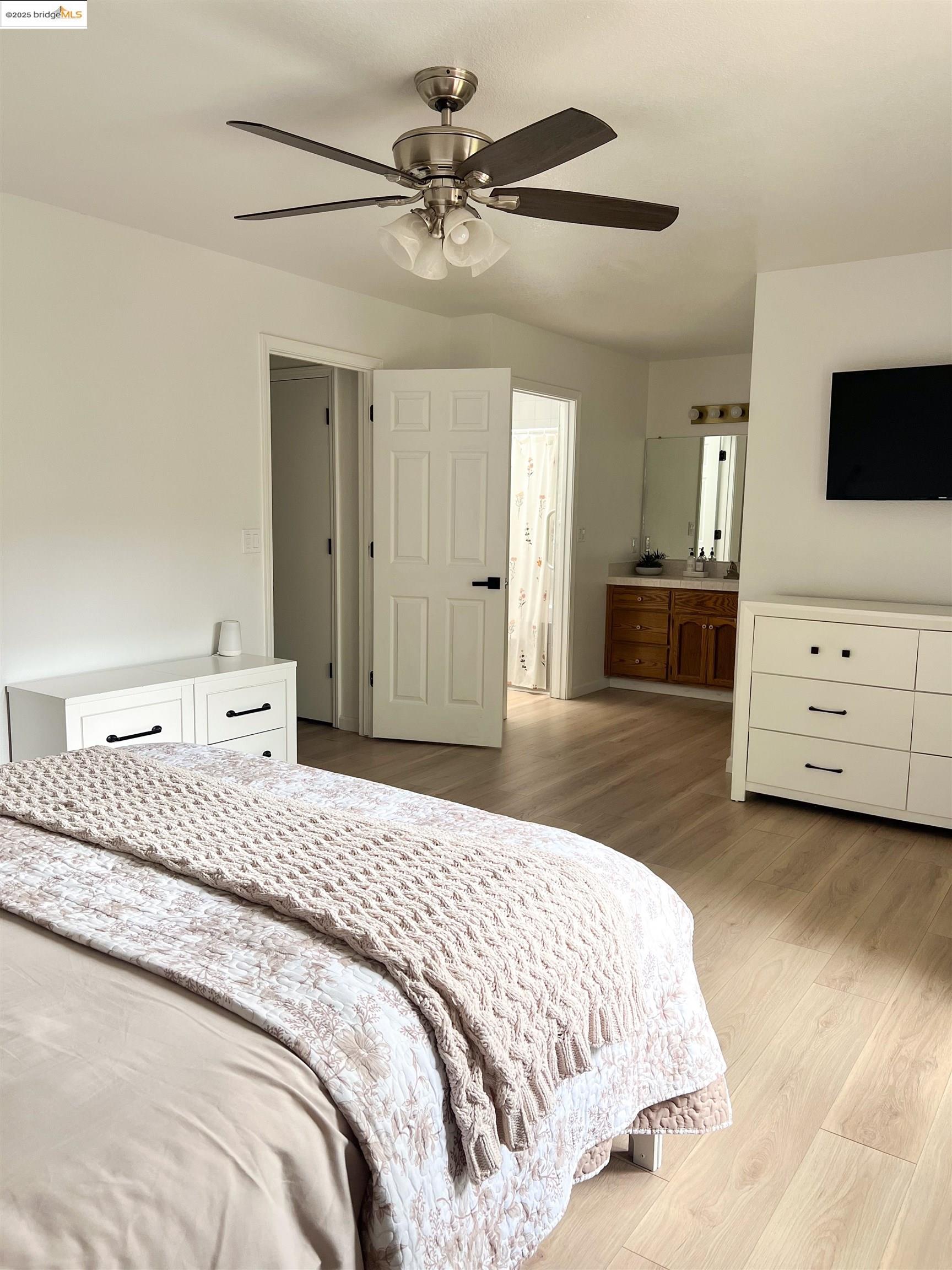324 Lassen DR