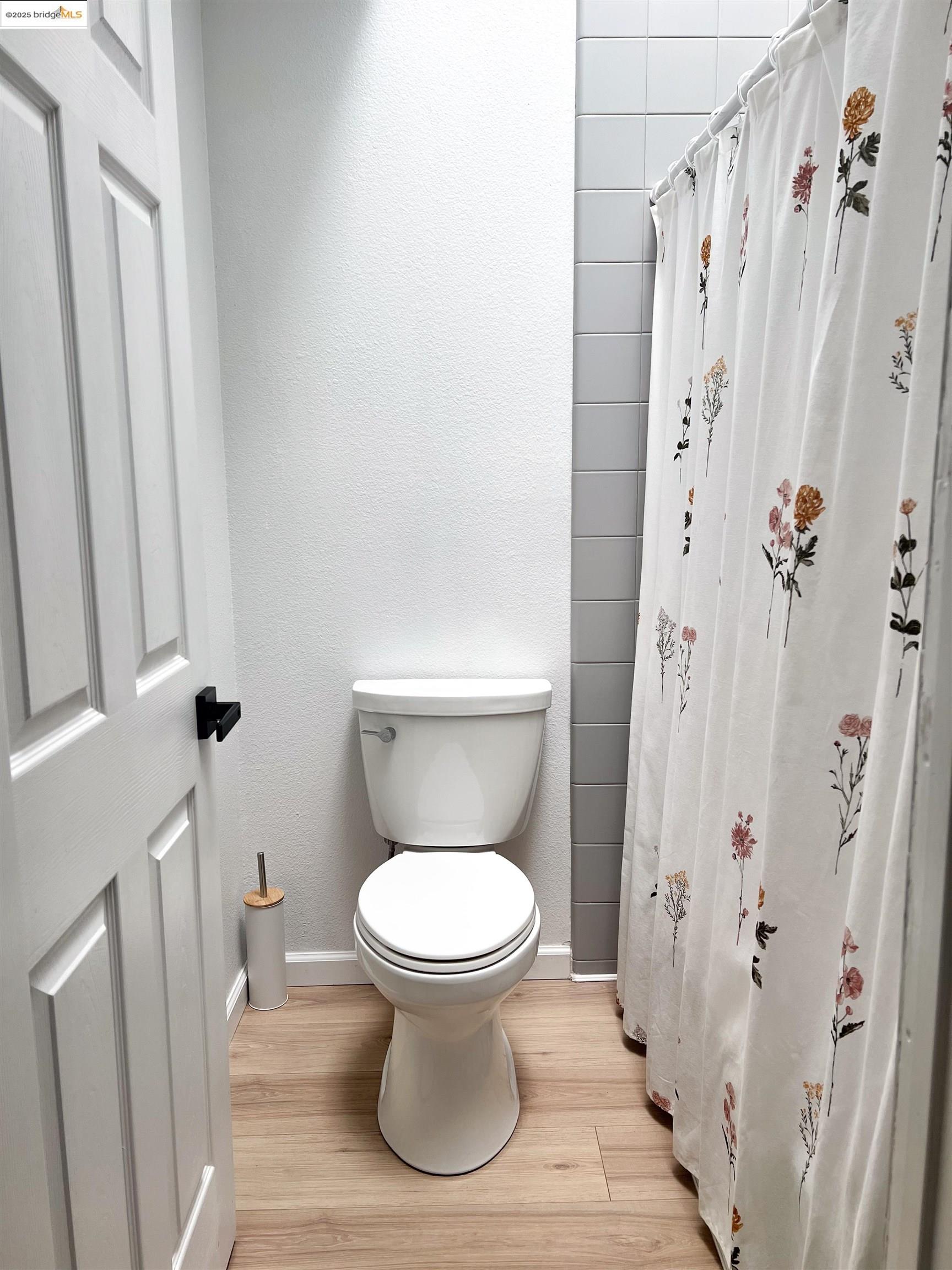 324 Lassen DR