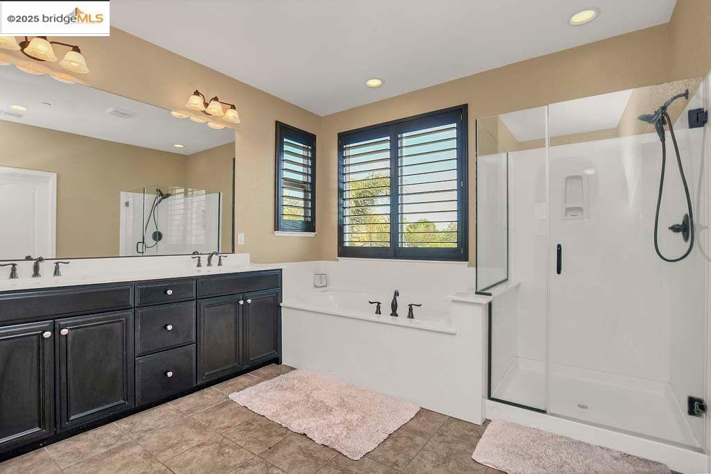 8065 Westport Circle