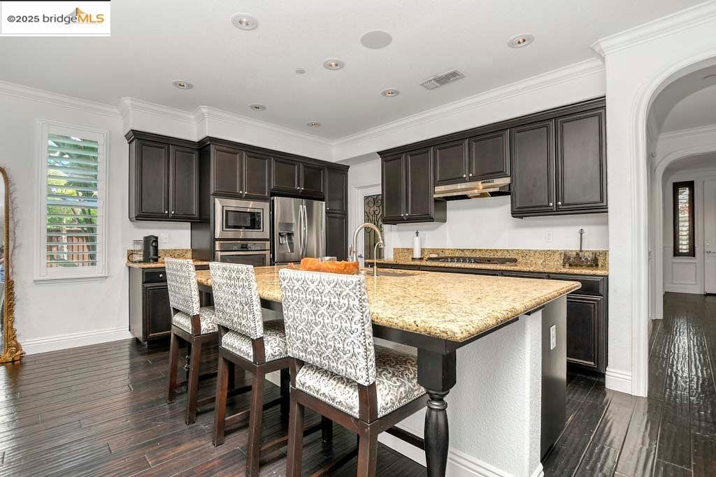 8065 Westport Circle