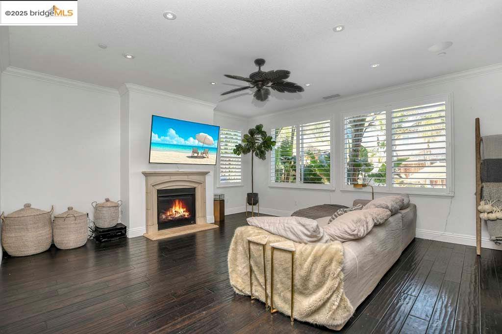8065 Westport Circle