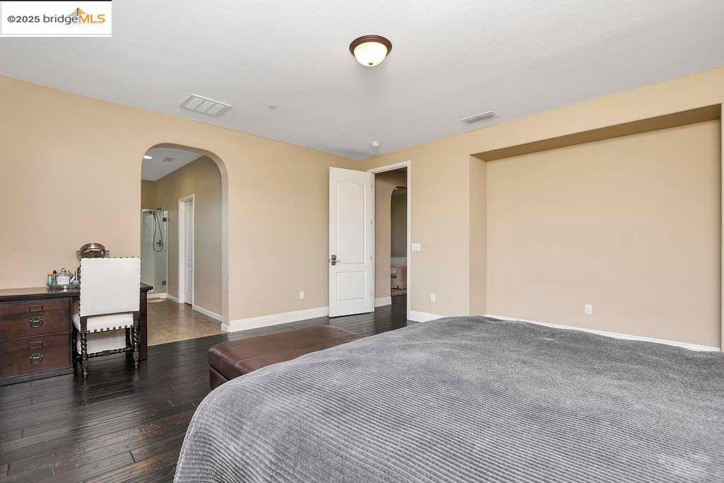 8065 Westport Circle