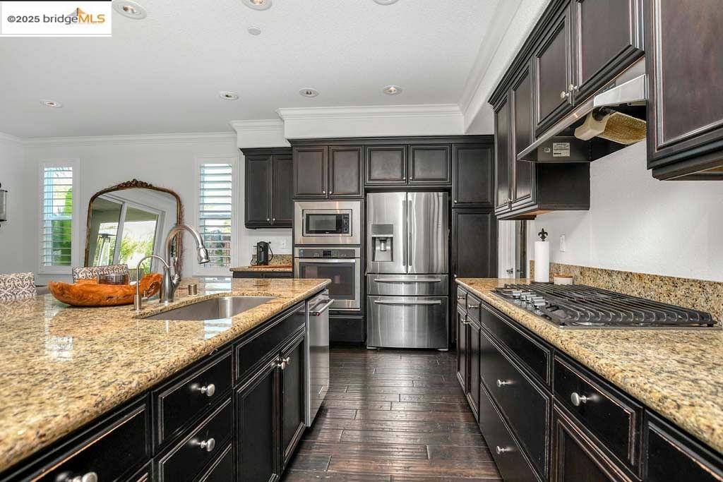 8065 Westport Circle
