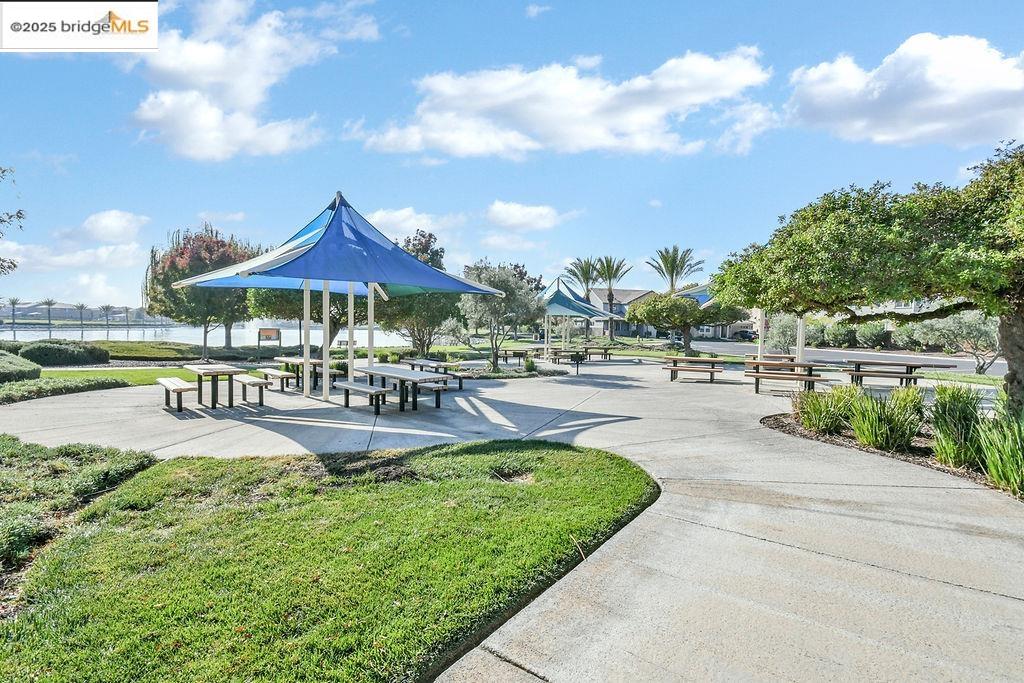 8065 Westport Circle