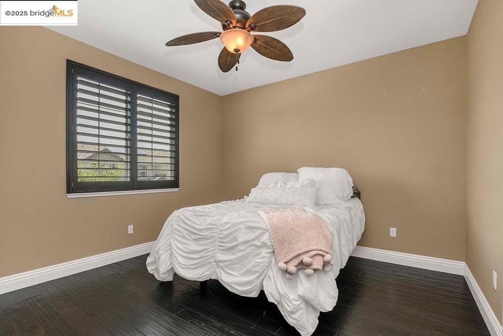 8065 Westport Circle