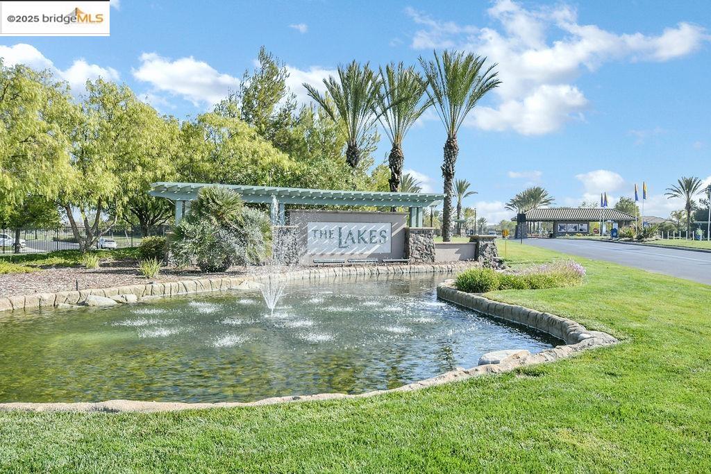 8065 Westport Circle