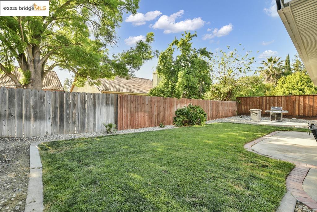 5009 Woodmont Way