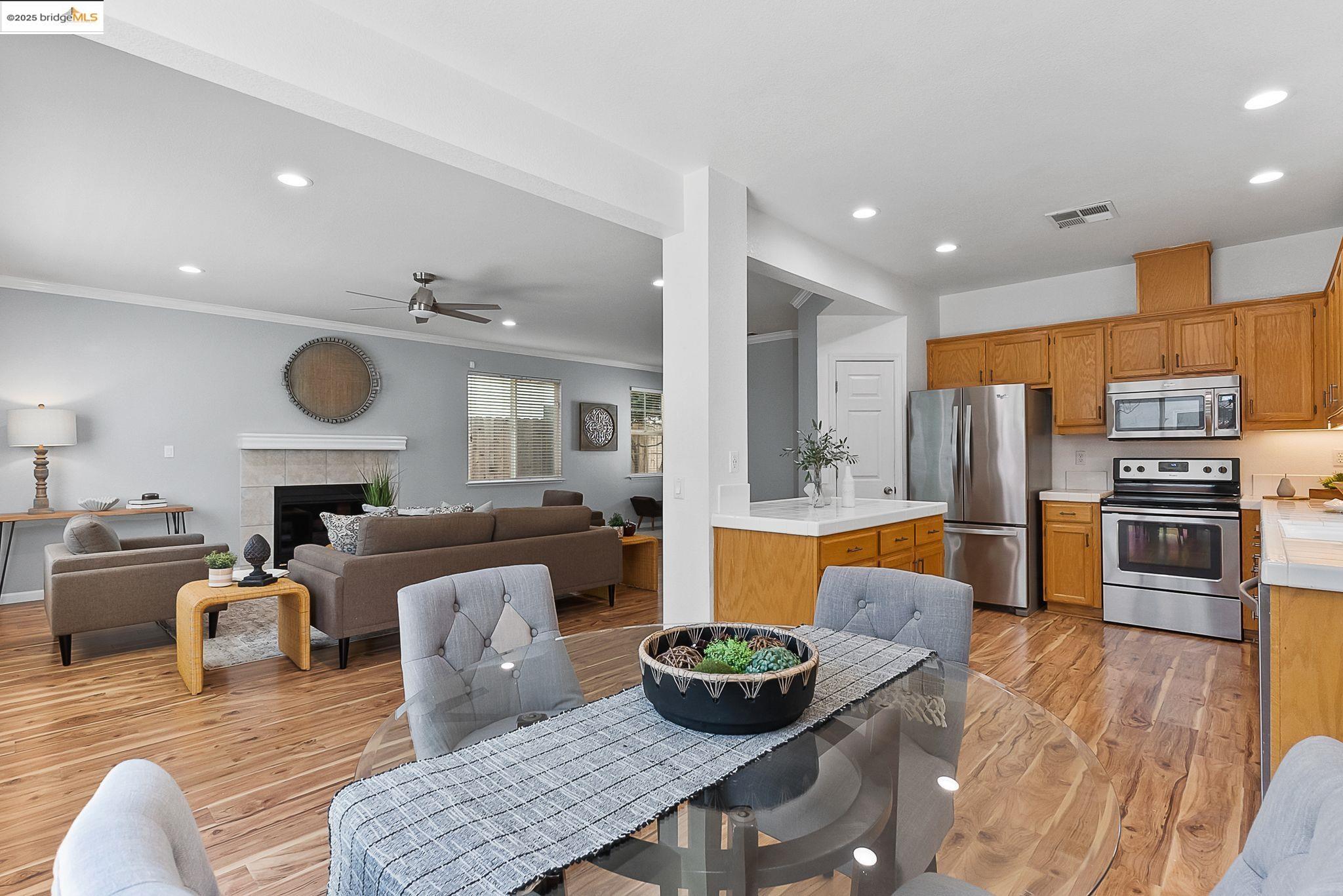 2566 Foghorn Way