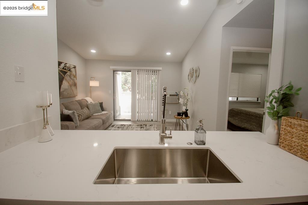 5 Lancaster Cir # 231