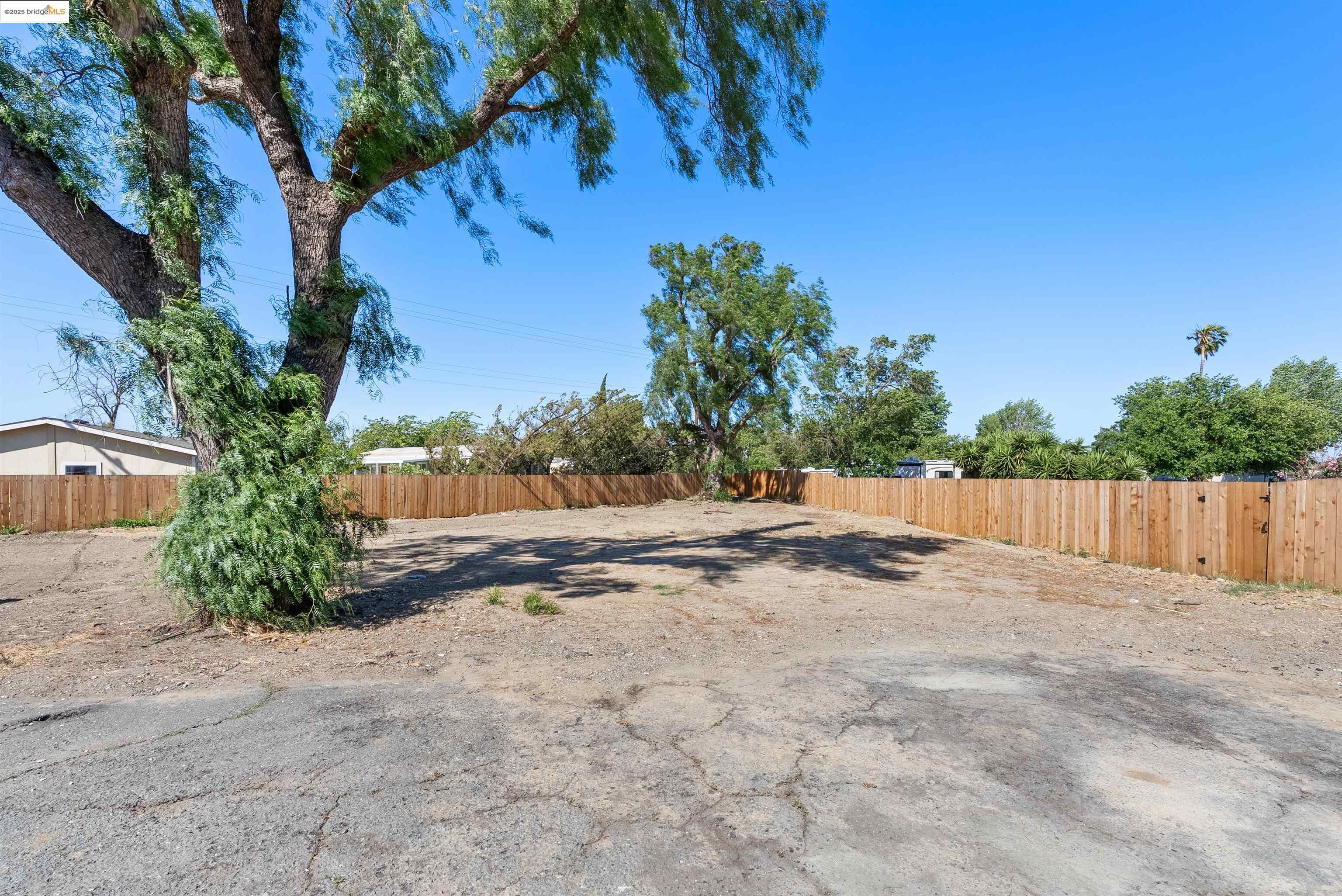 3393 Gateway Rd