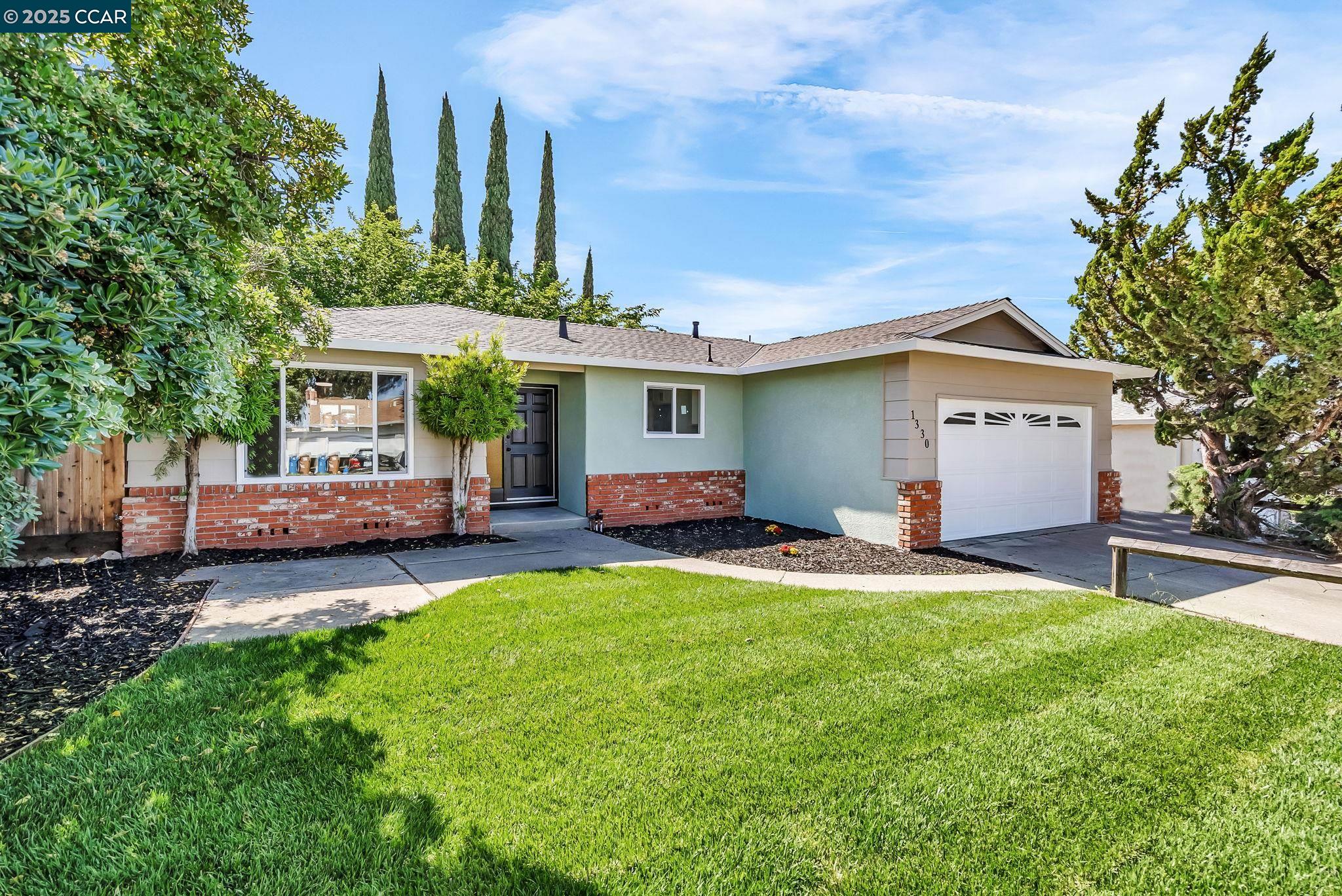 1330 Aster Dr