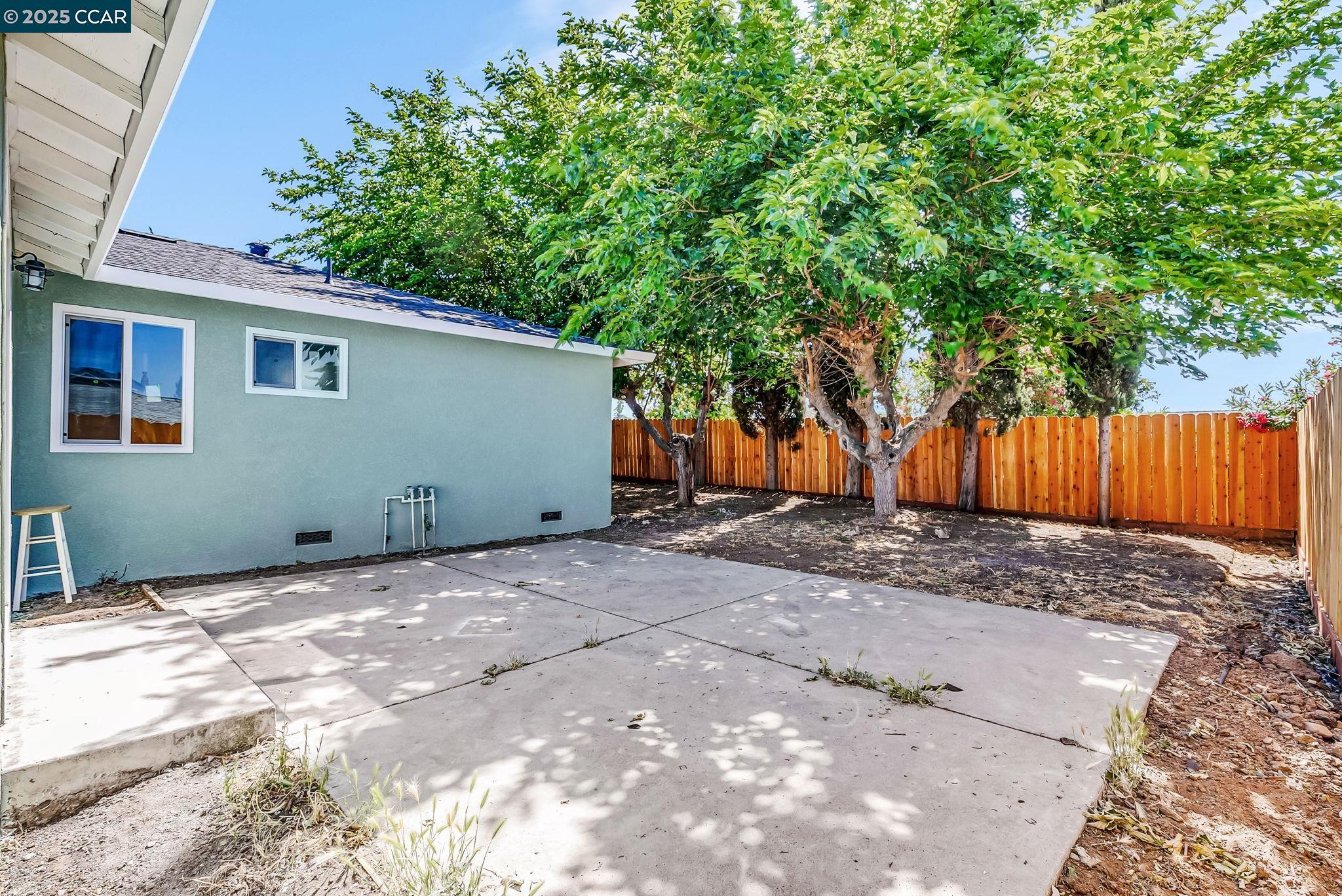 1330 Aster Dr