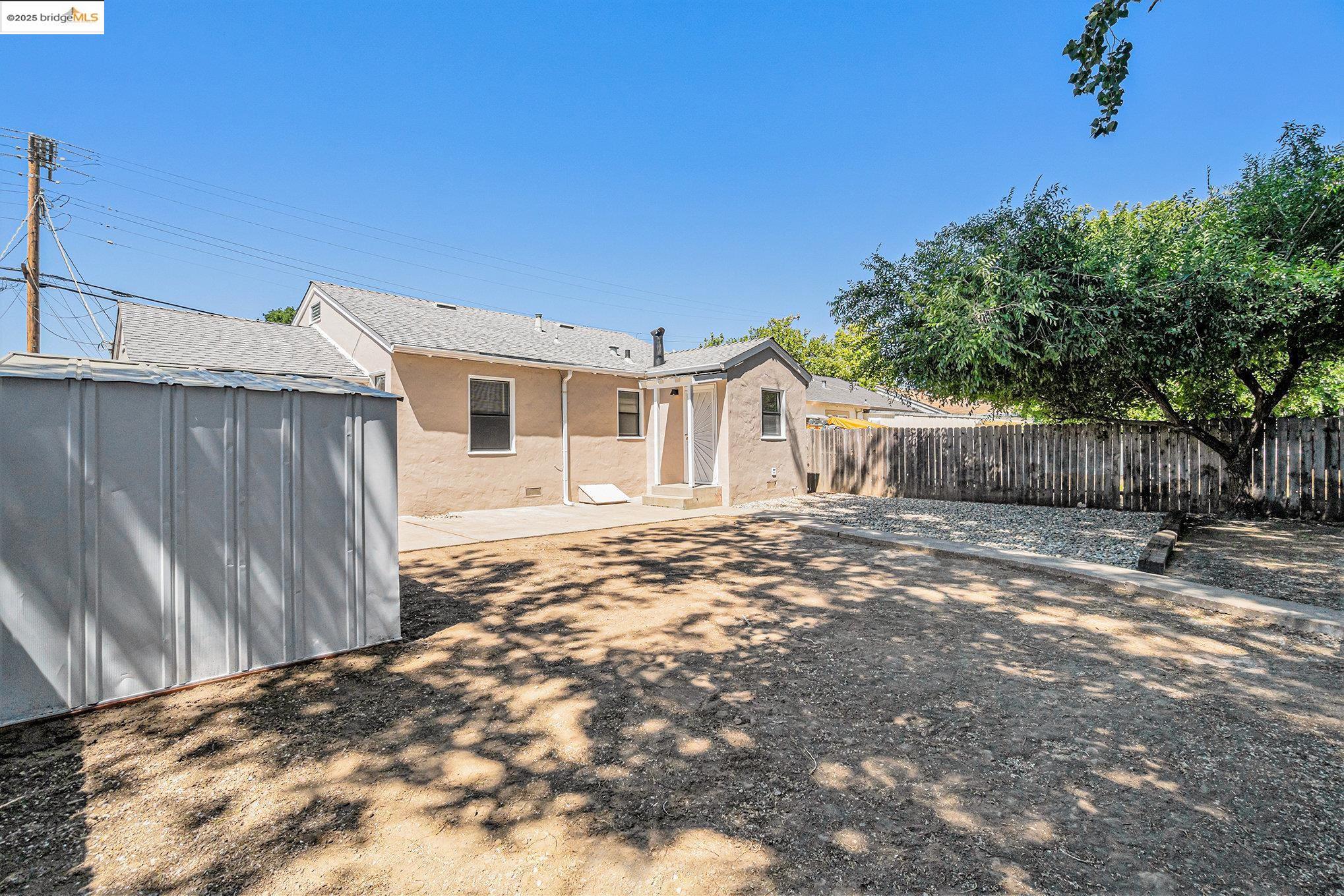 315 W Madill St
