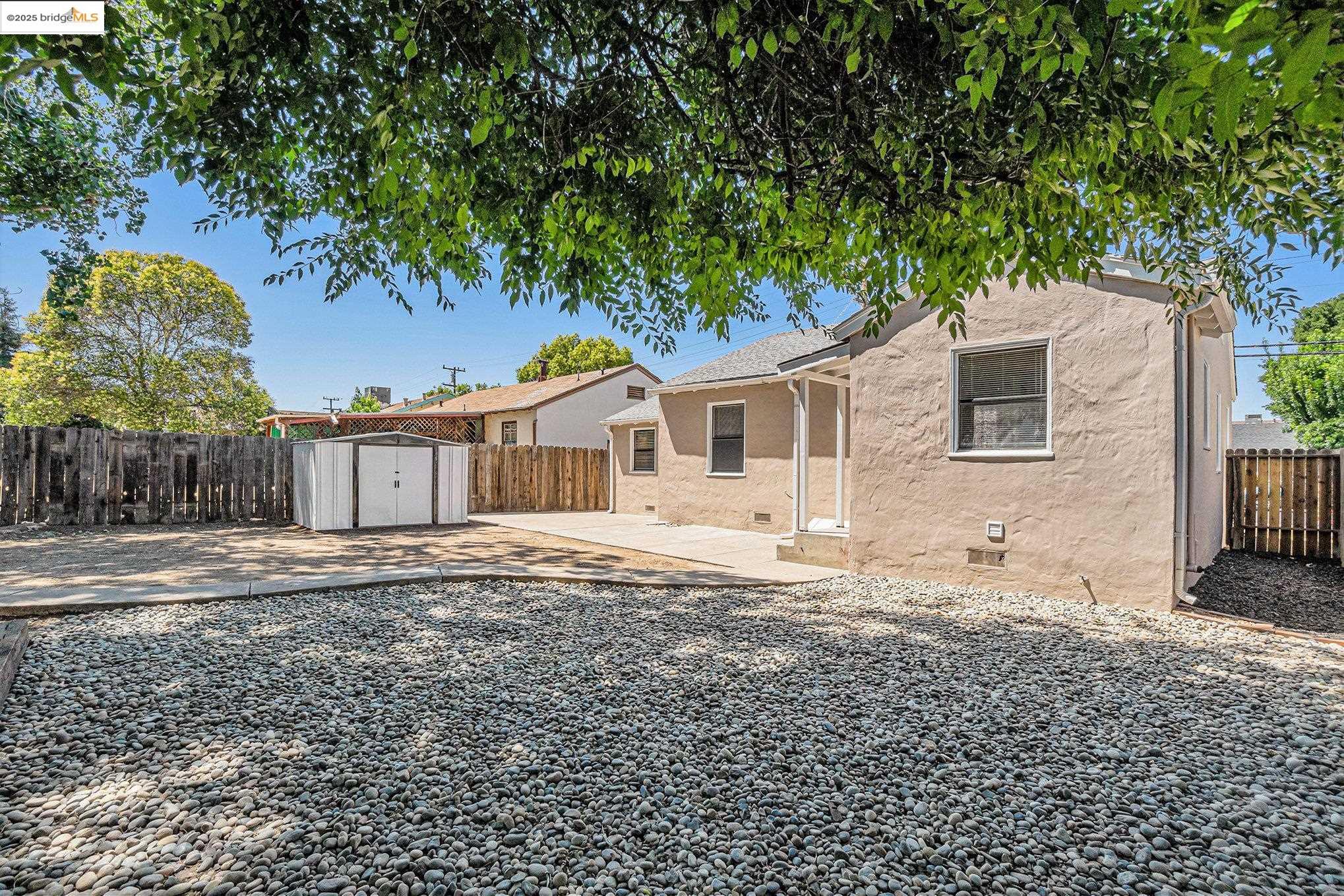 315 W Madill St
