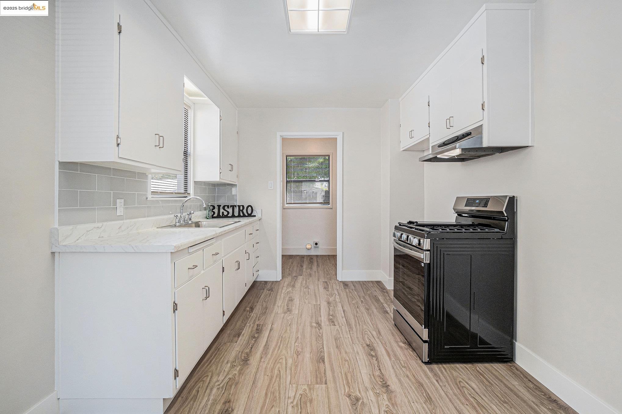 315 W Madill St