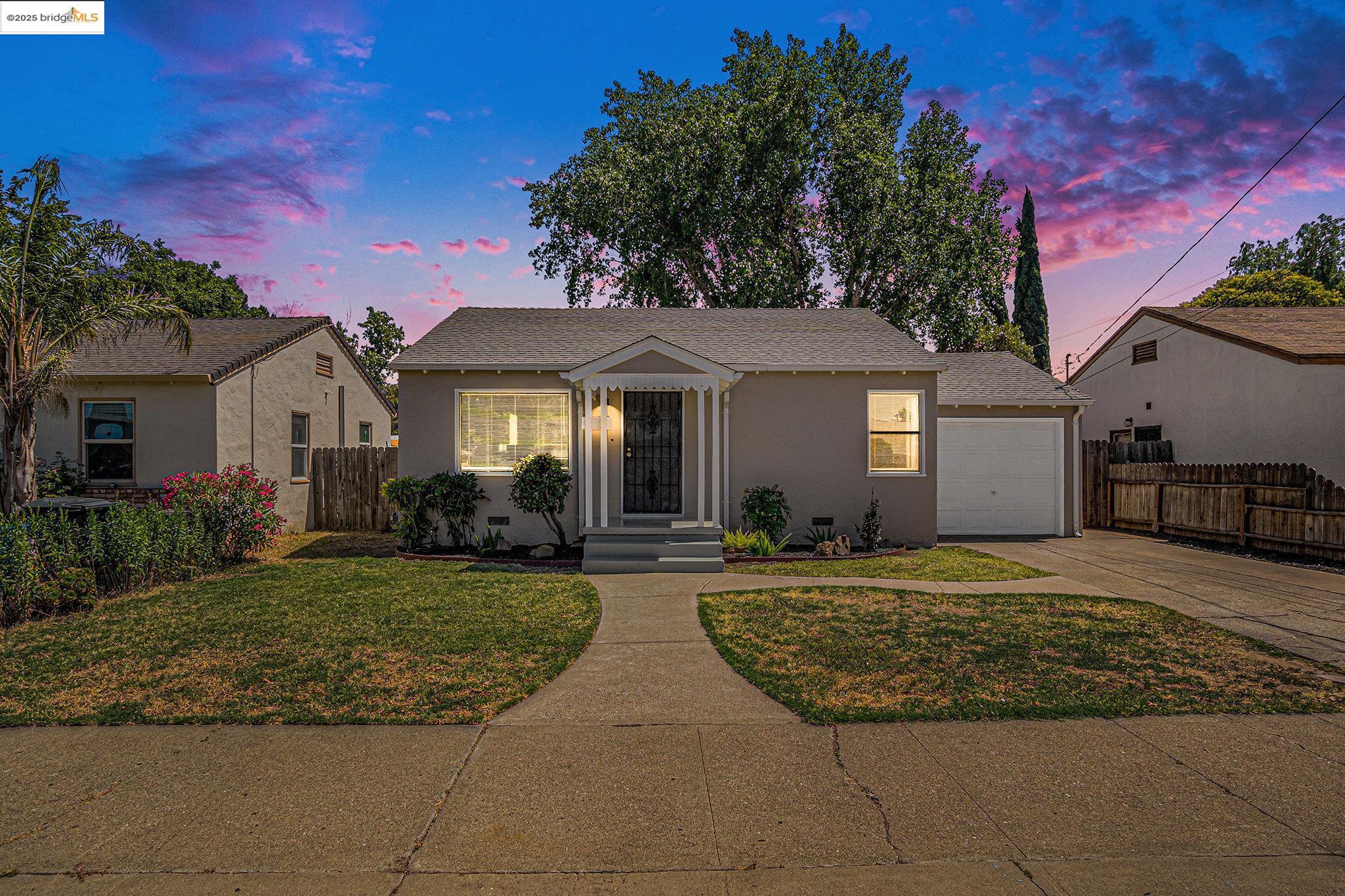 315 W Madill St