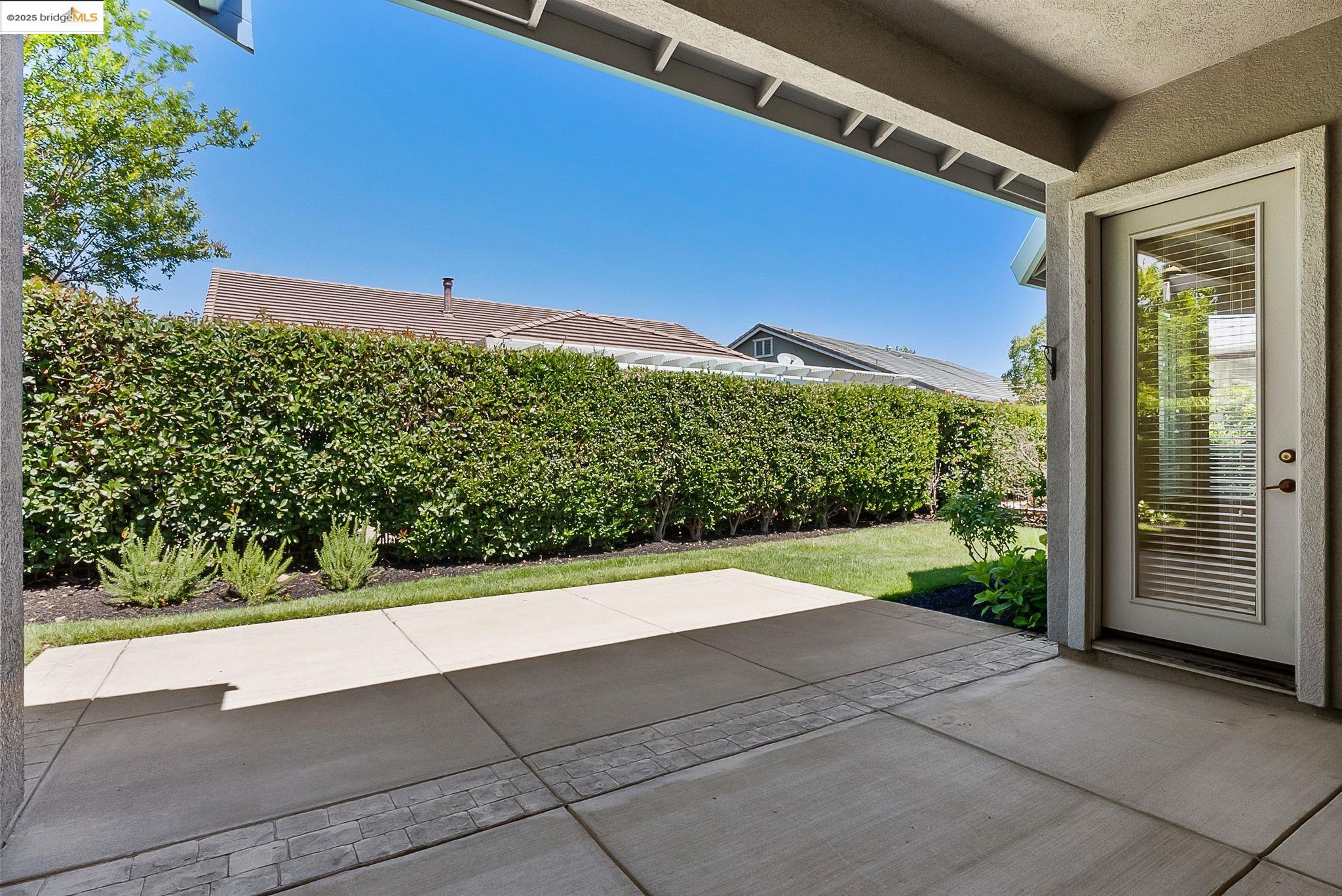 551 Quindell Way