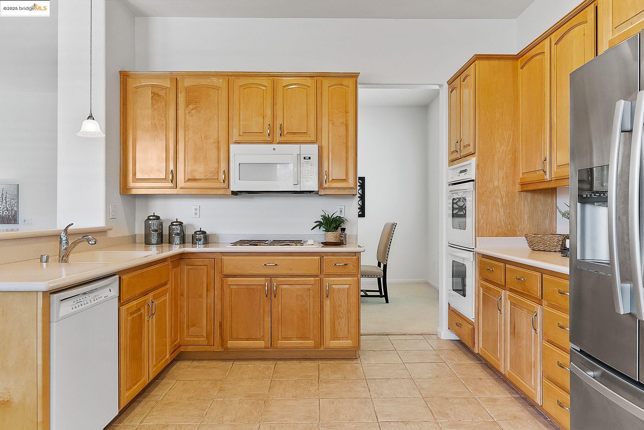 551 Quindell Way