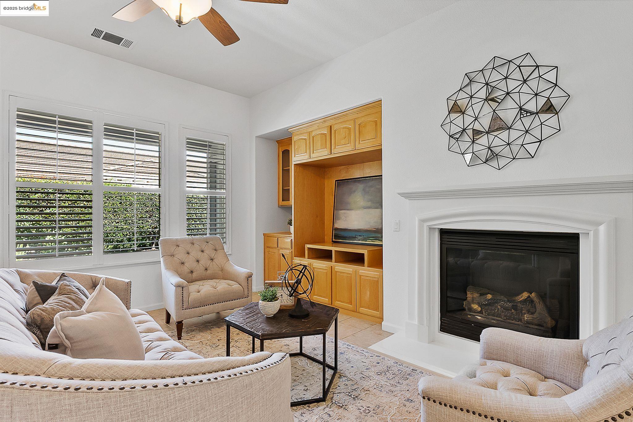 551 Quindell Way