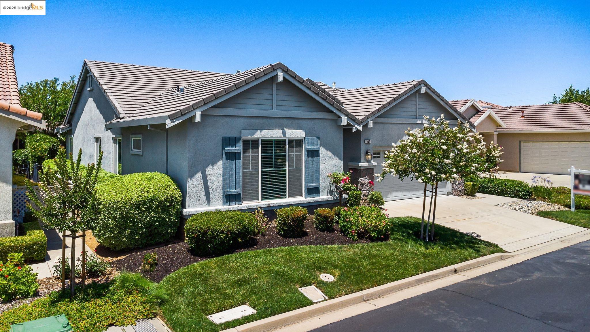 551 Quindell Way
