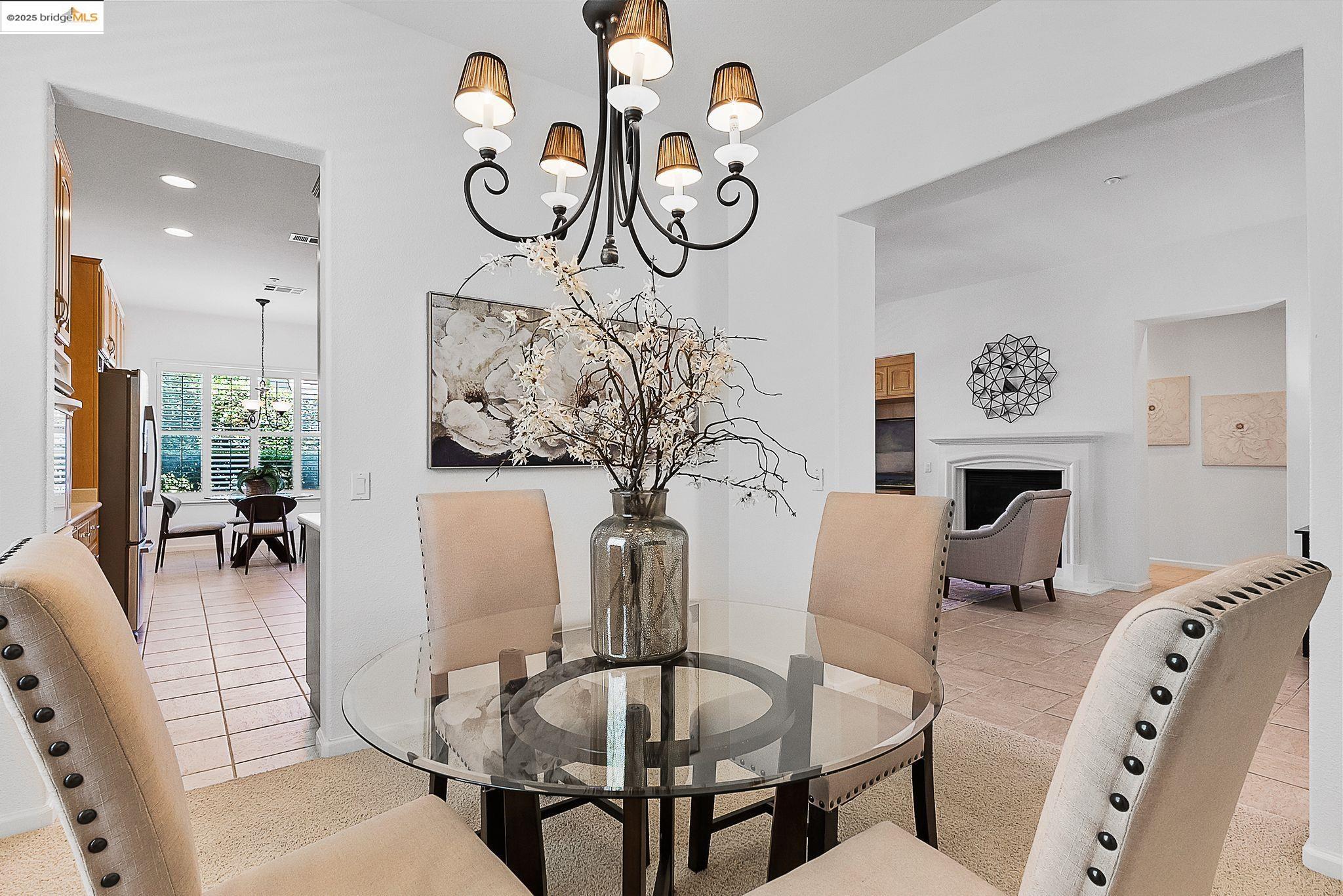 551 Quindell Way
