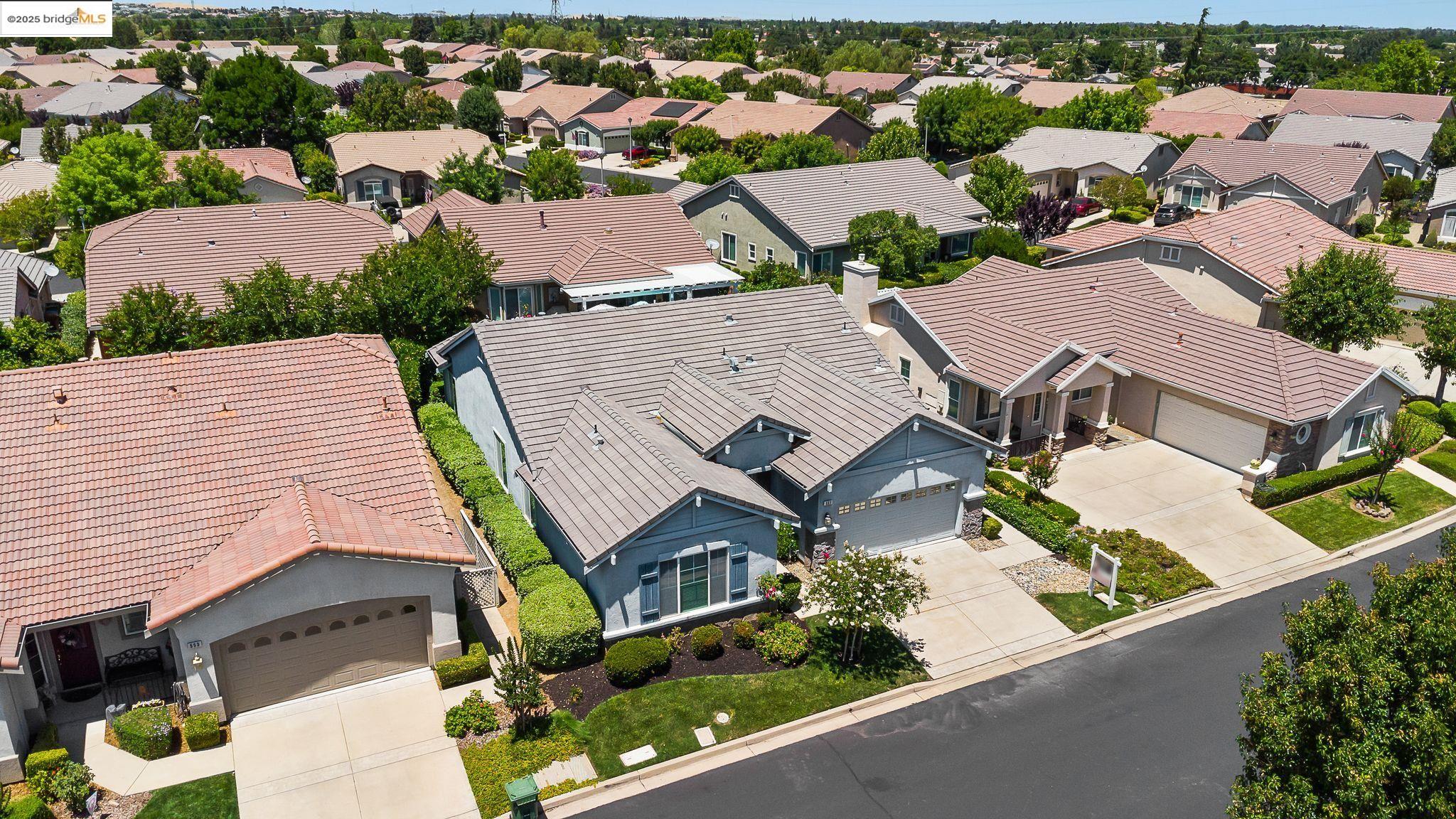 551 Quindell Way