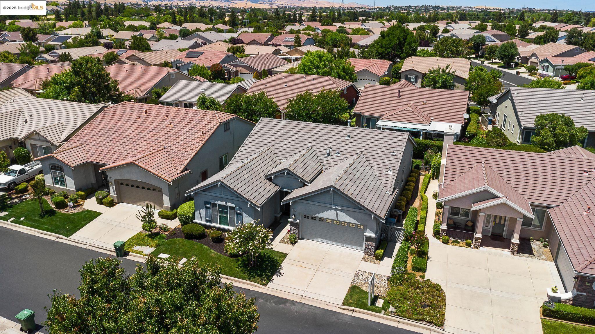 551 Quindell Way