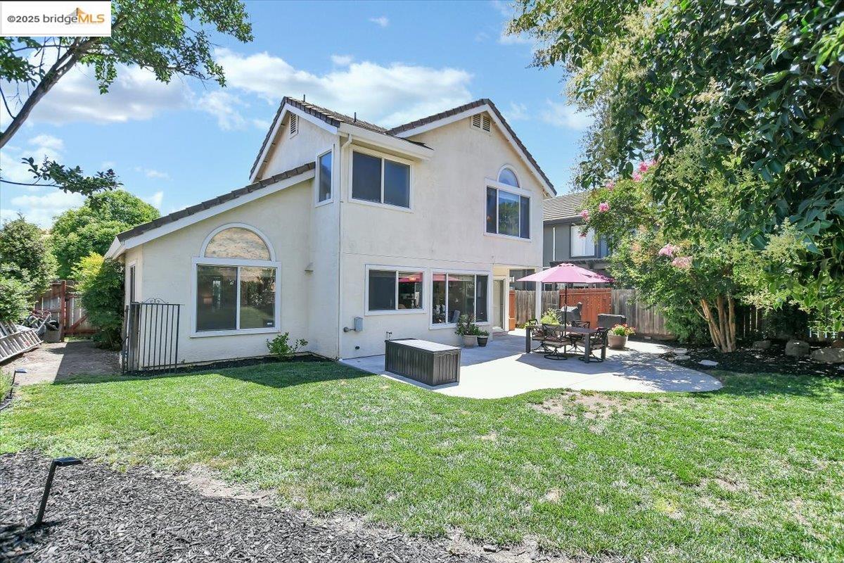 4011 Folsom Dr
