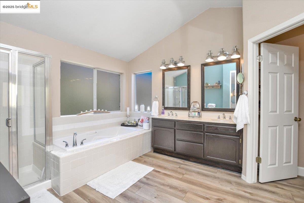 4011 Folsom Dr