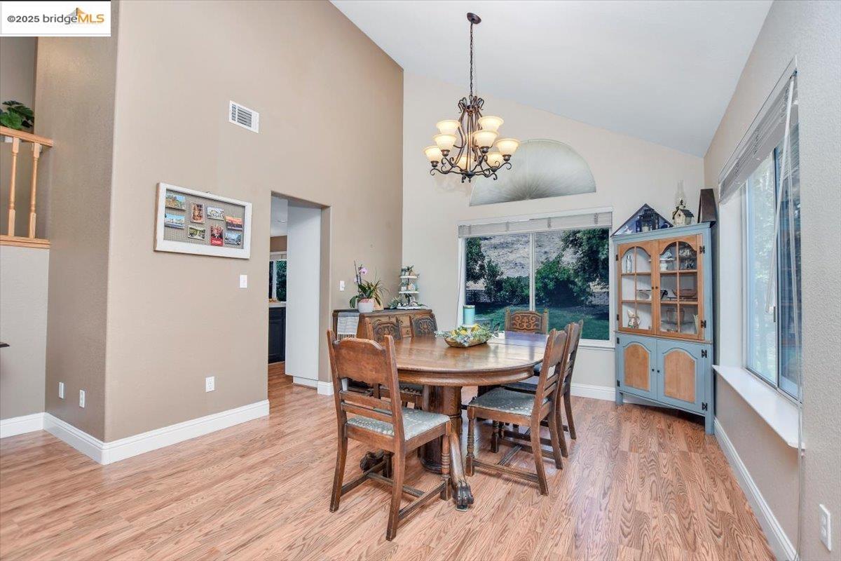 4011 Folsom Dr