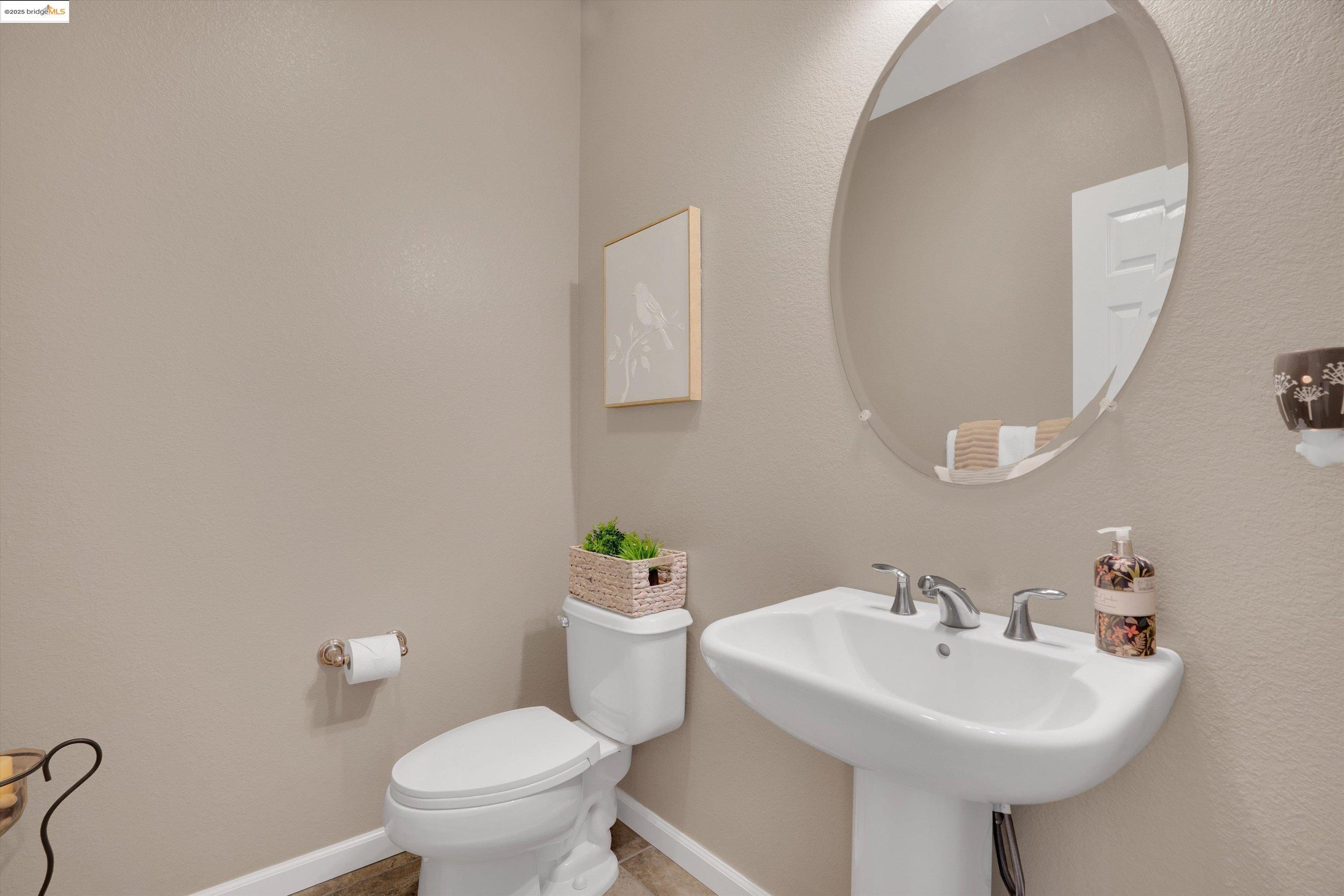 2335 Winchester Loop