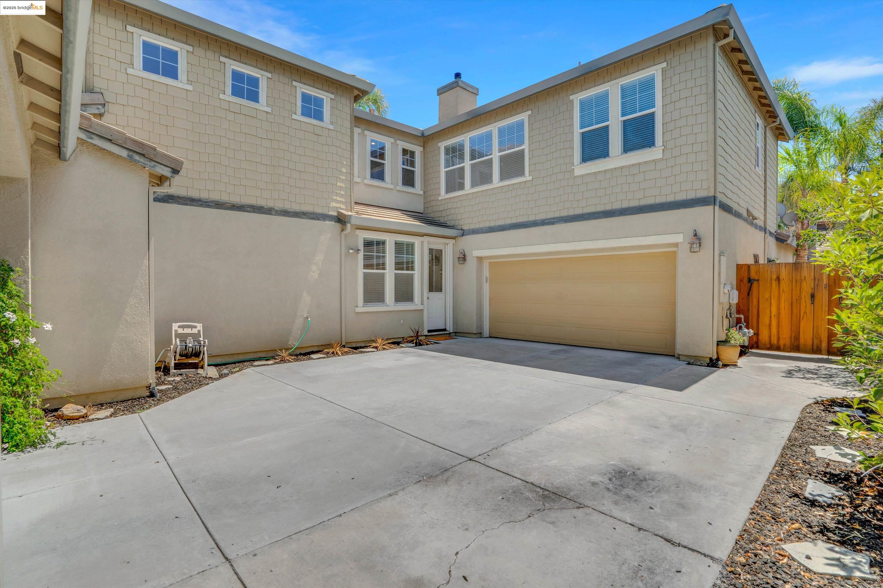 2335 Winchester Loop