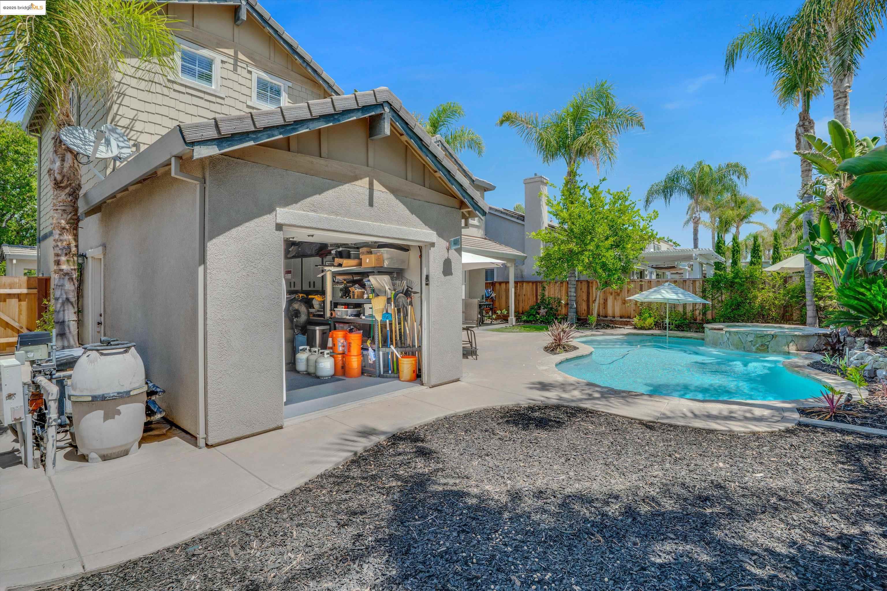 2335 Winchester Loop