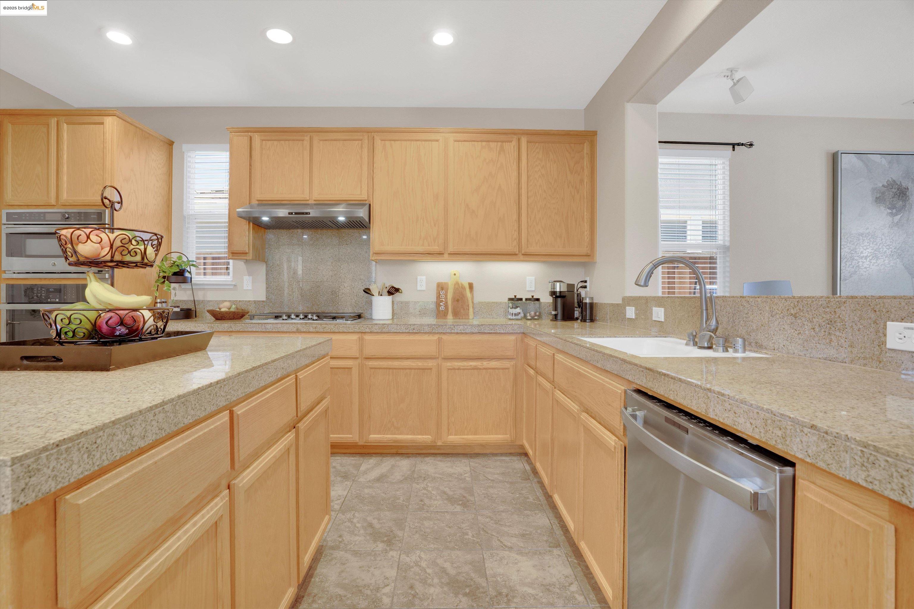 2335 Winchester Loop