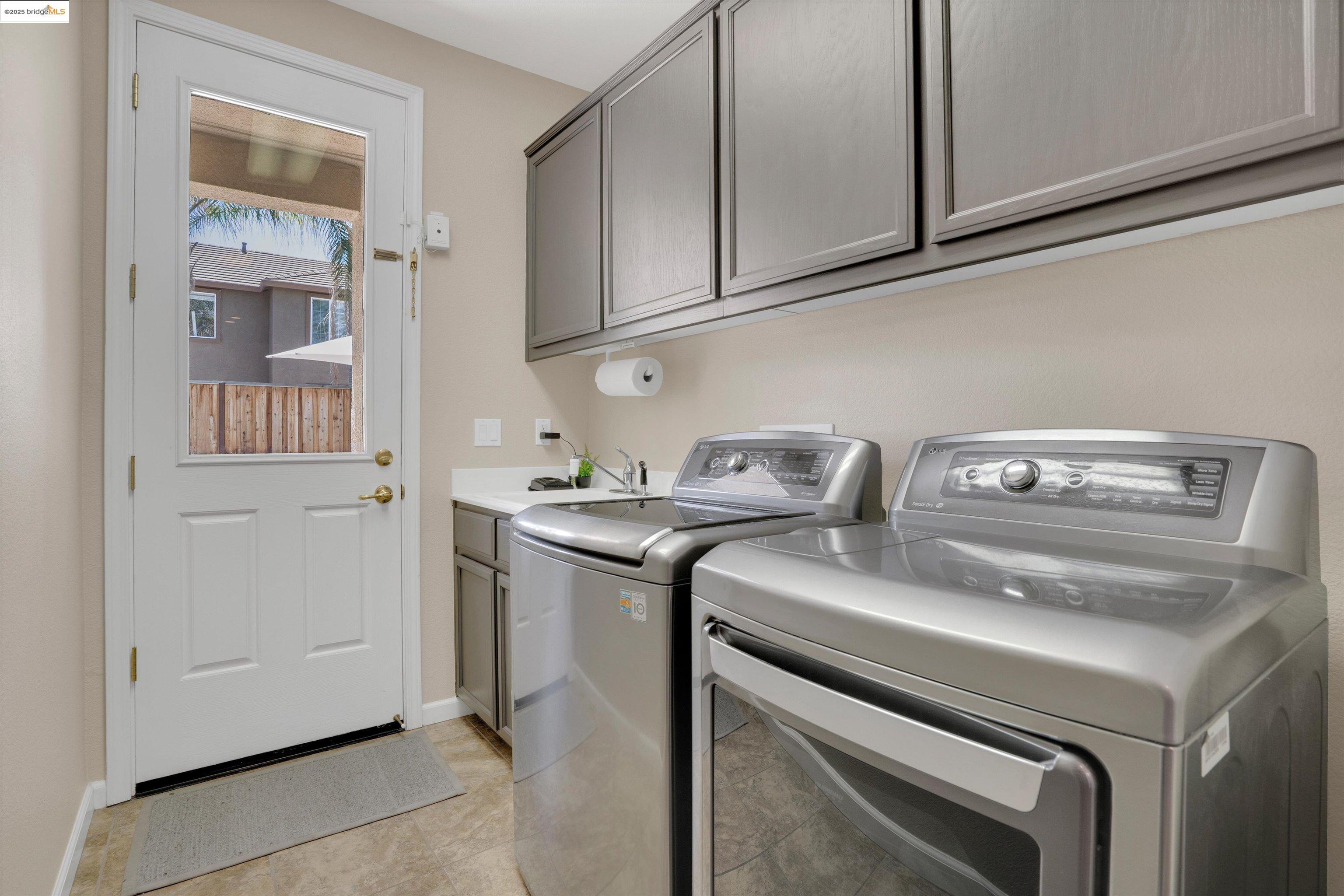 2335 Winchester Loop